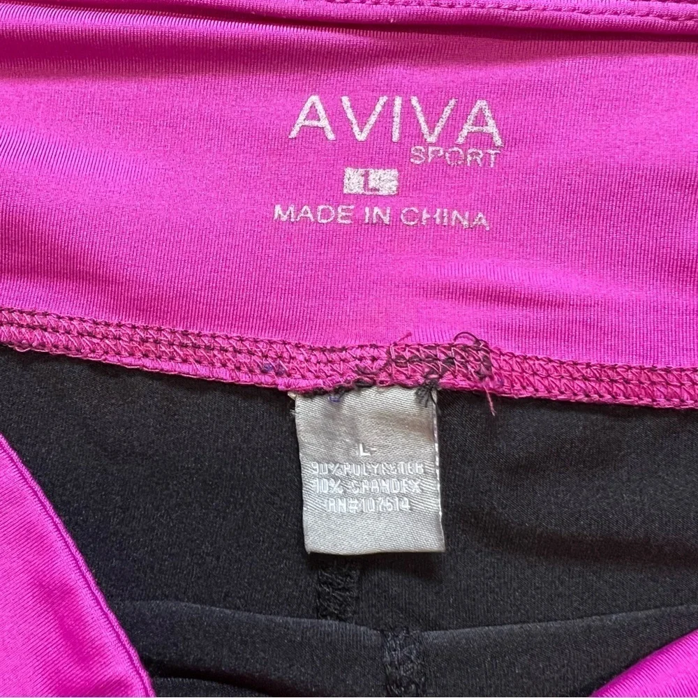Aviva Women’s Workout Pink Black Scrunch Shorts Size L